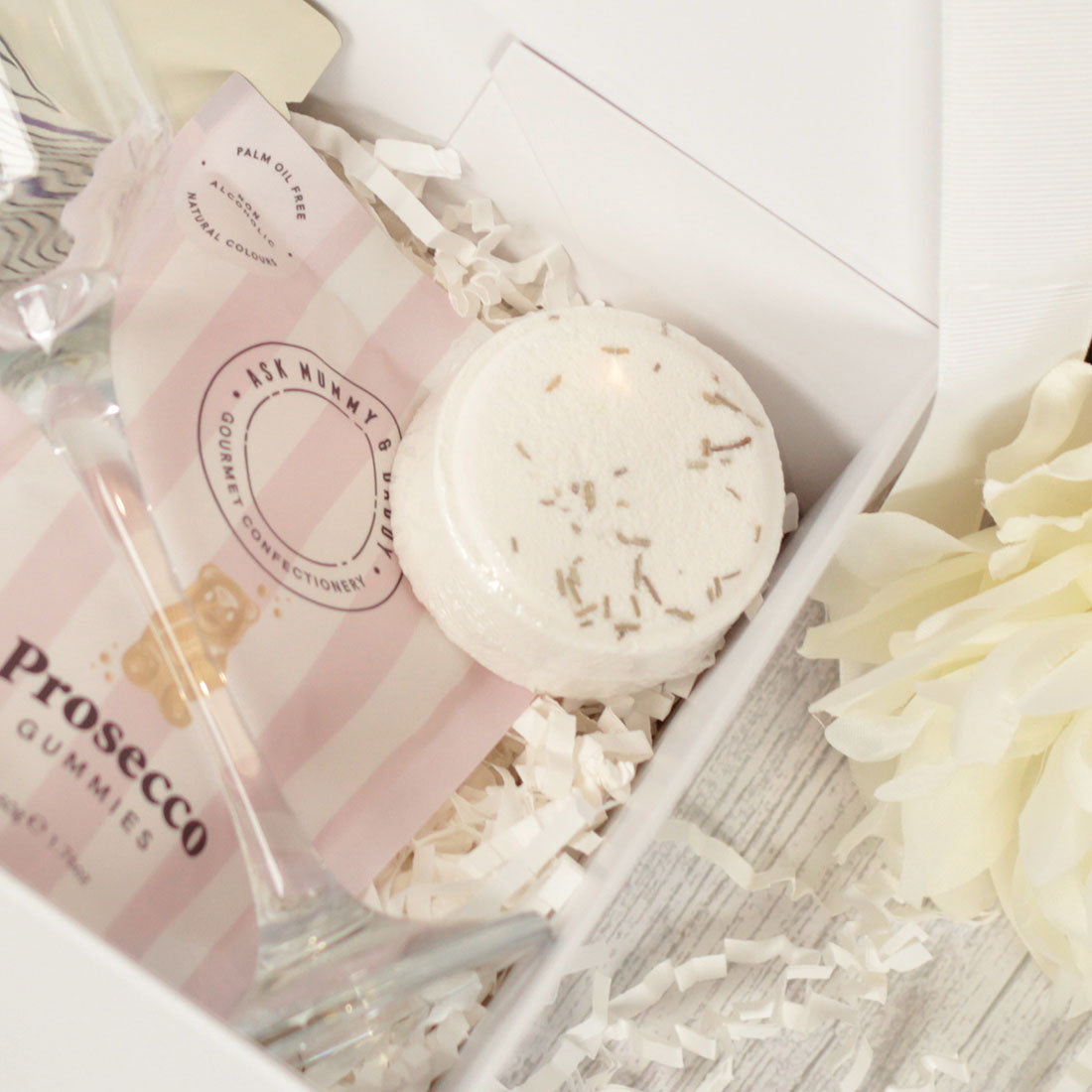 Personalised Champagne Flute Bride to Be Pamper Gift Box