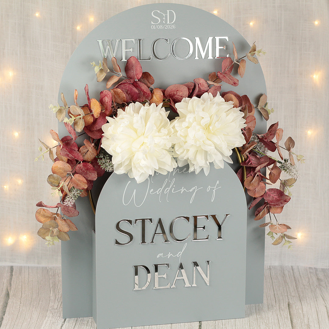 Manhattan Welcome to Our Wedding Acrylic Flower Box Sign
