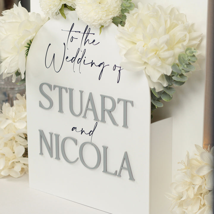 Manhattan Welcome to Our Wedding Acrylic Flower Box Sign