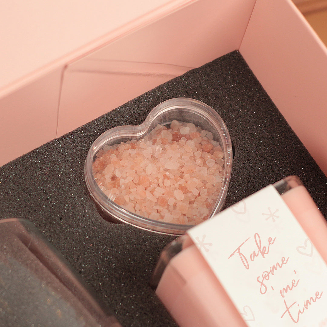Bride to Be Stemless Glass Pink Pamper Gift Set