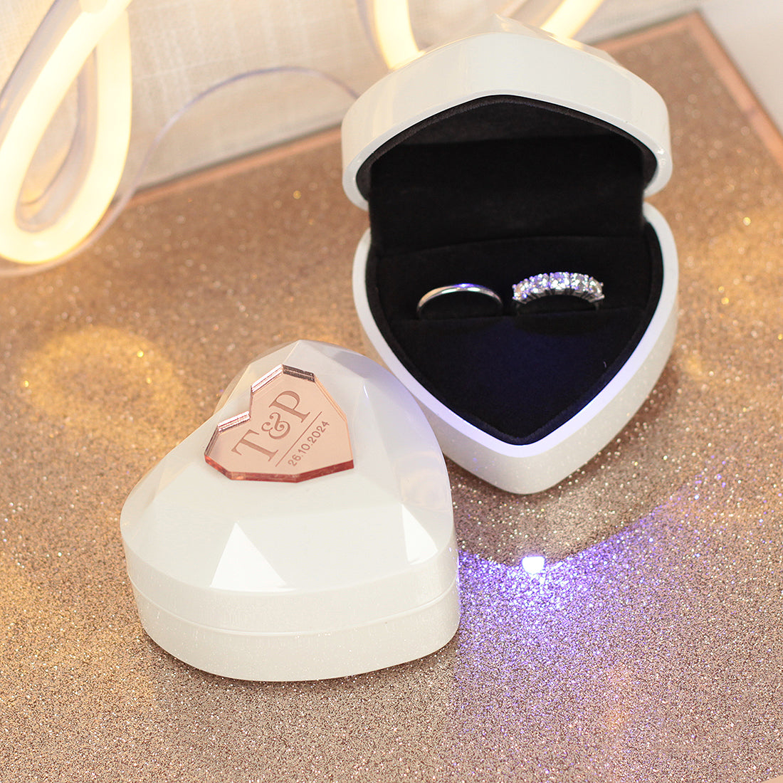 LED Light Up White Heart Double Wedding Ring Box – Weddings by Lumi
