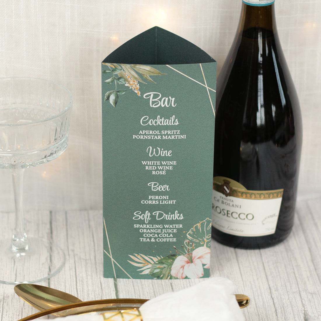 Tropical Boho Tri-Fold Freestanding Centrepiece