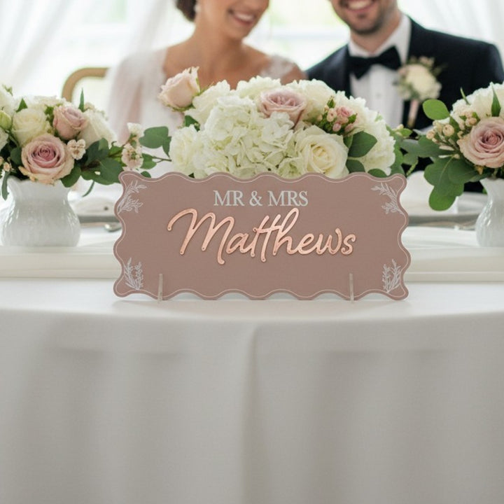 Wavy Edge Top Table Acrylic Sign
