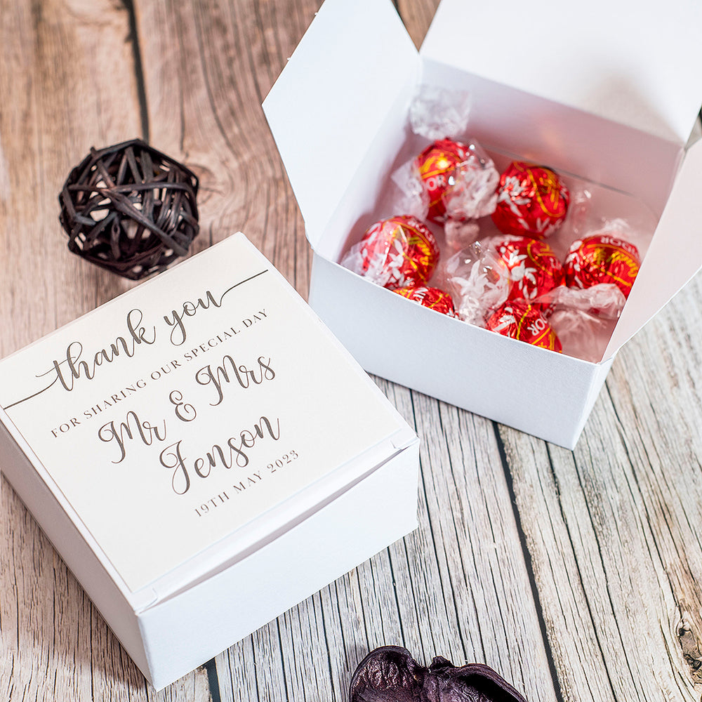Classic Script Favour Box-Weddings by Lumi